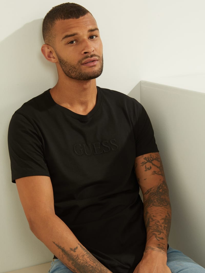 Guess Embroidered Logo Tee Men's T Shirts Black | 3719-BXNLH